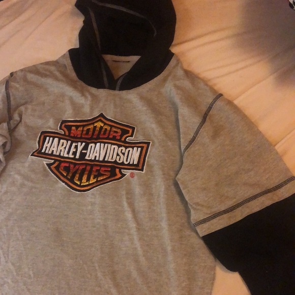 Harley Davidson long sleeve with hood - Picture 1 of 4